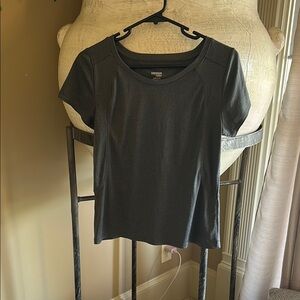 Danskin Gray Fitted Short Sleeve Tee